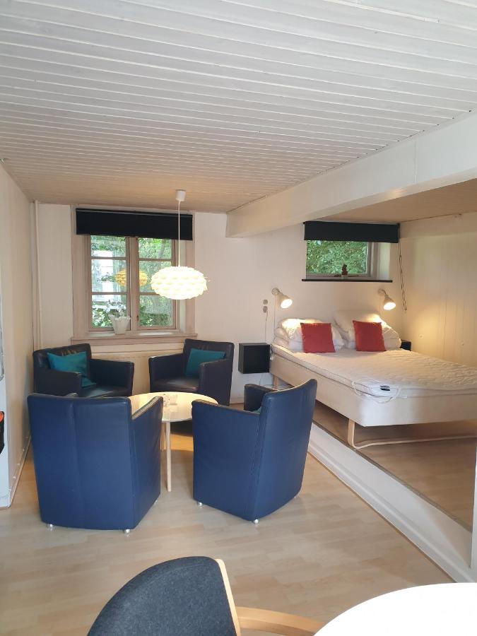 Violen Lägenhet Åkirkeby Exteriör bild